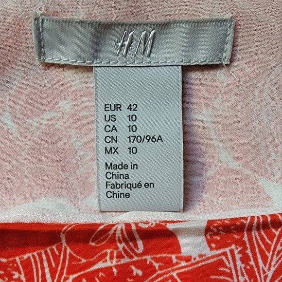 H&M lovely red and white floral dress - Picture 3 of 3